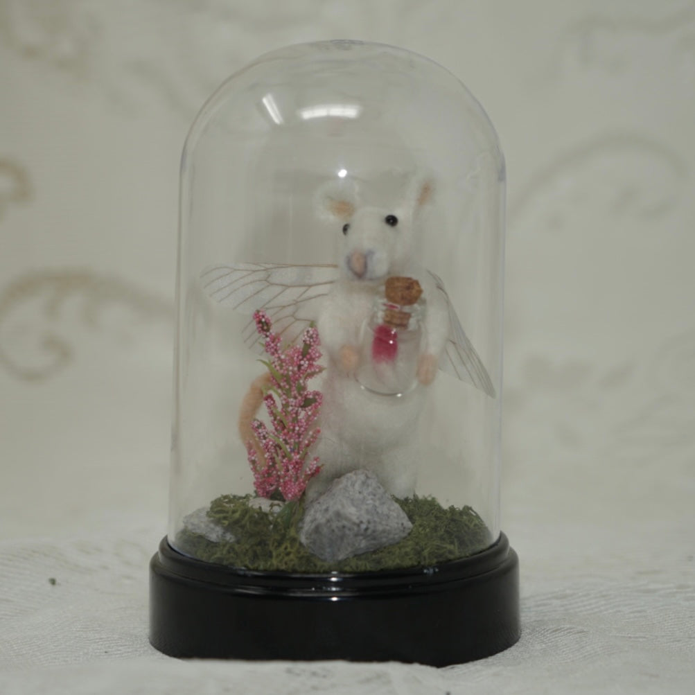 Fairy Mouse (needle felted)