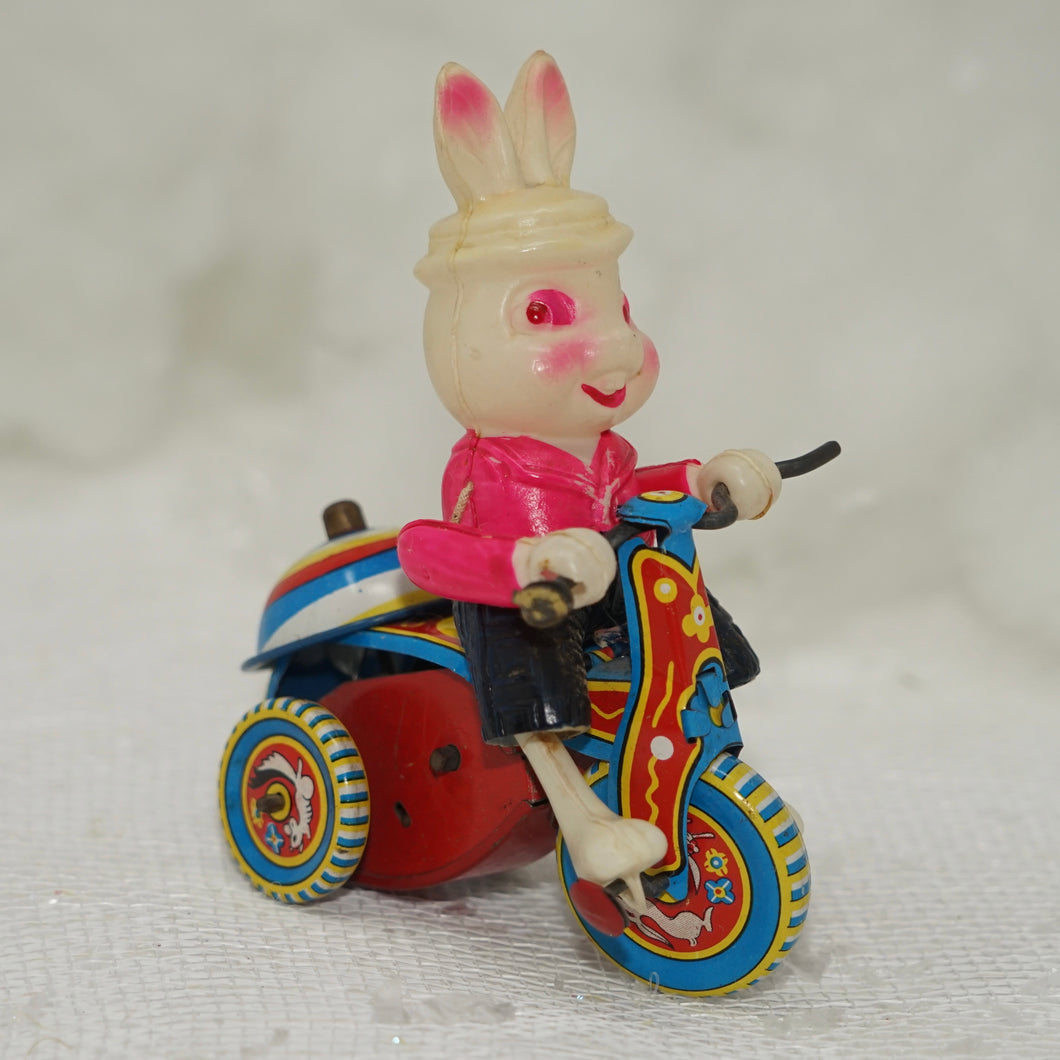 1960s Bunny Wind Up